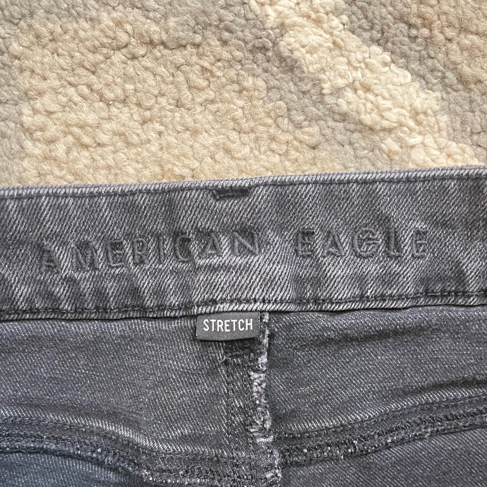 American Eagle High-Rise Charcoal Black Jeans - Picture 2 of 4